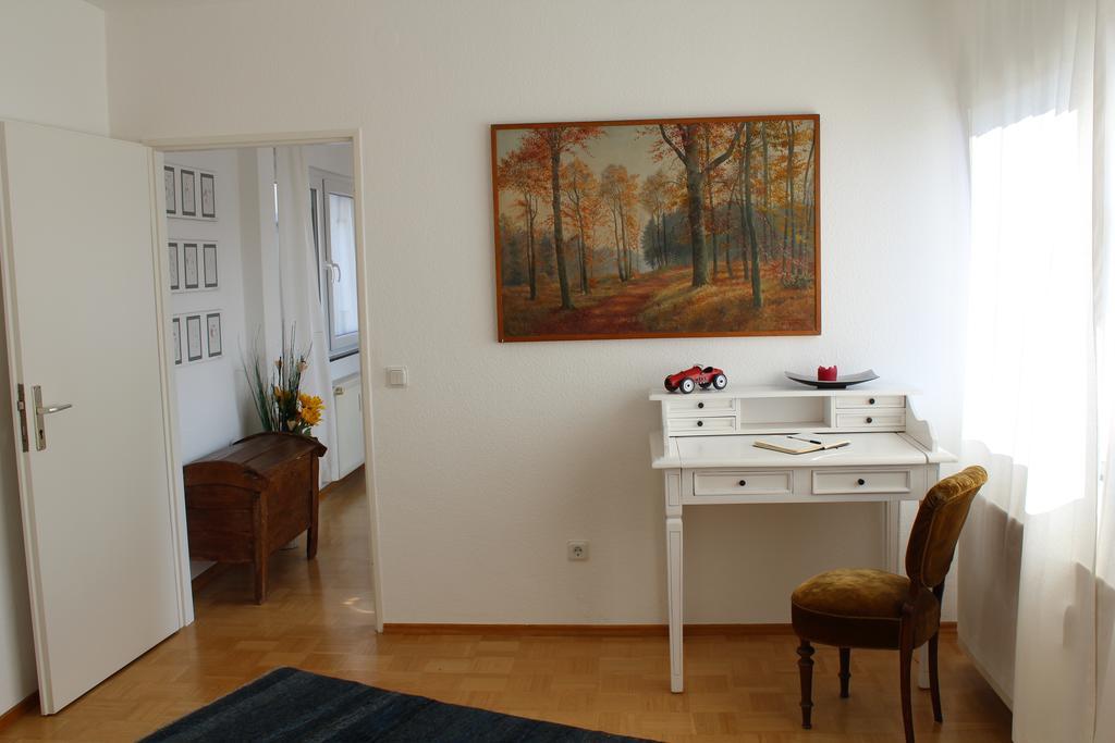 B&B My Place Mit Fruehstueckspaket - With Breakfastbox Frankfurt am Main Bilik gambar